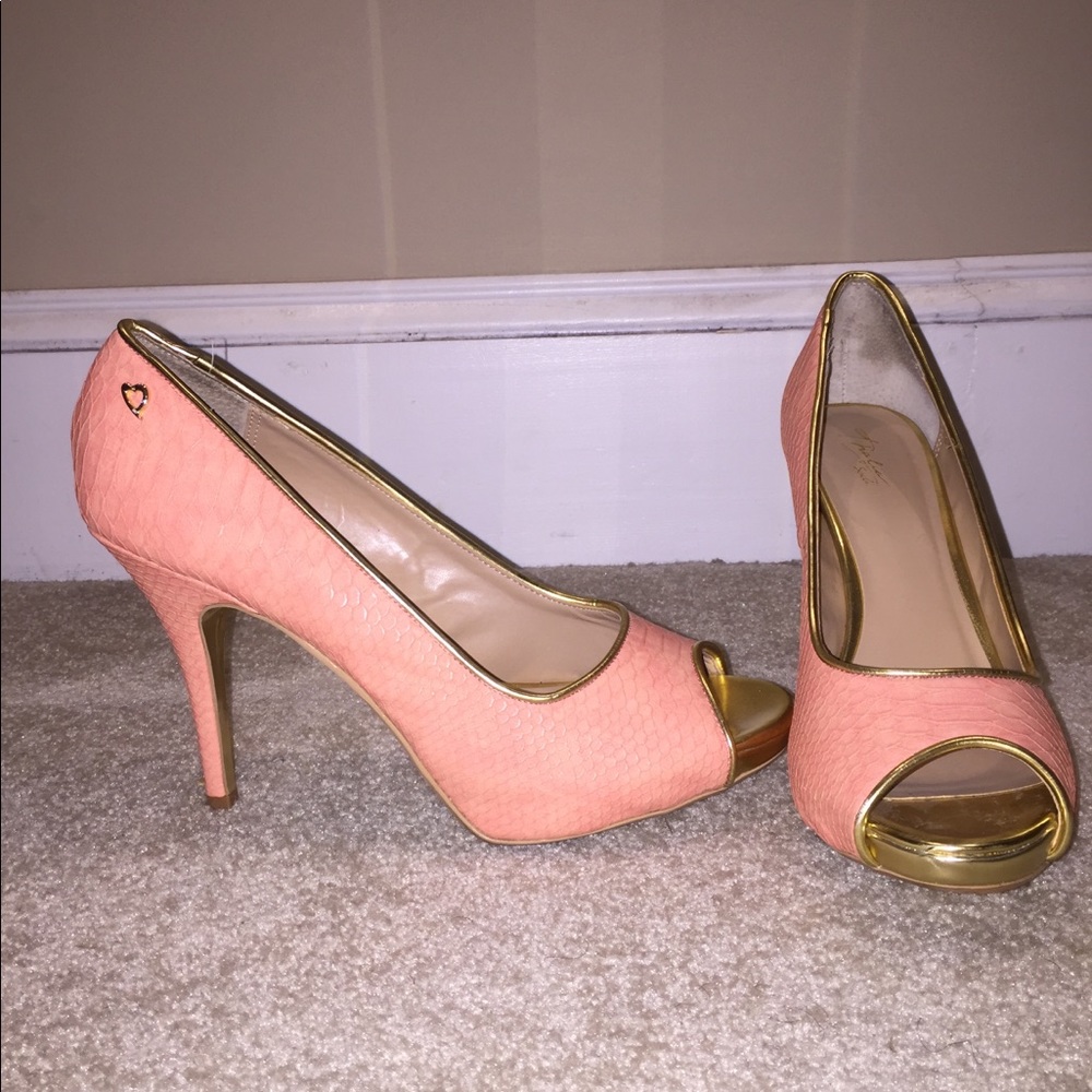 4.5” Peach n Gold Heel